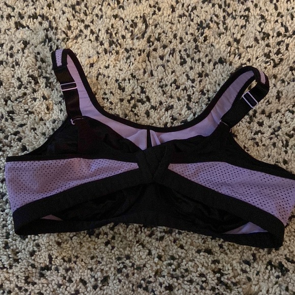 Glamorise sport bra - Picture 2 of 4